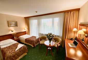 Senator has Balcony rooms