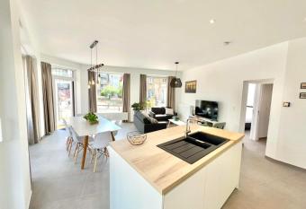 Family apartment on the ground floor with terrace - Panne A C  te has Balcony rooms