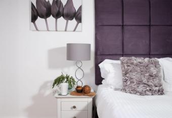 Rainbow Cottage, Old Lanwarnick Cottages has Balcony rooms