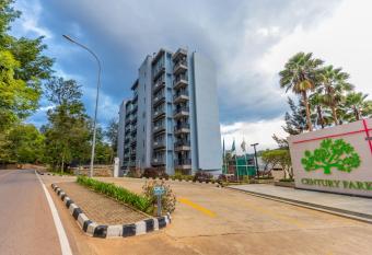 Century Park Hotel & Residences has Balcony rooms