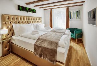 EH Apartments Saturn has Balcony rooms