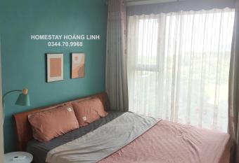 Ho  ng Linh allows 18 year olds to book a room