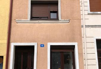 Hostel Ka Doma allows 18 year olds to book a room