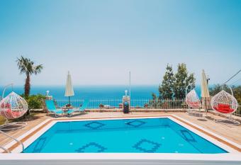 Vila&Apartments Kadare has Balcony rooms