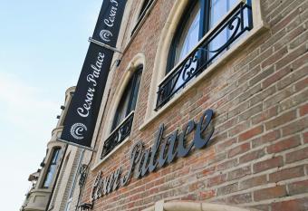 Cesar Palace allows 18 year olds to book a room