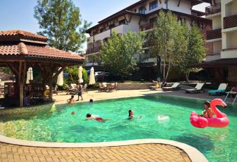 Apartament Studio Comfort Primorsko MM Complex has Balcony rooms