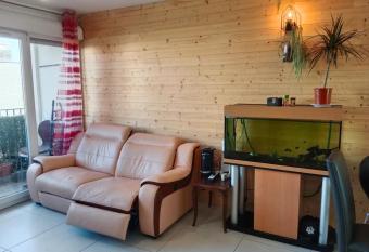 Appartement (Basilique Saint-Remi,Sciences Pro) has Balcony rooms