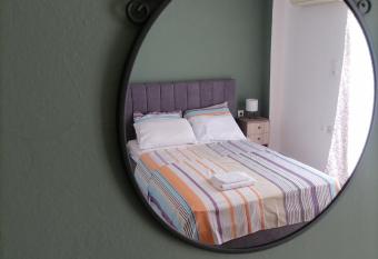 New-B Apartment allows 18 year olds to book a room