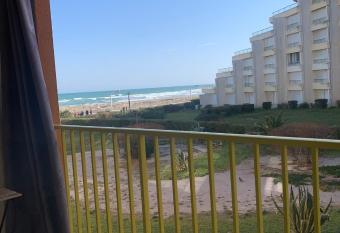 Agr  able appartement 4-6 personnes bord de mer has Balcony rooms