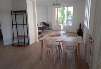 Appartement 73m   3 chambres has Balcony rooms