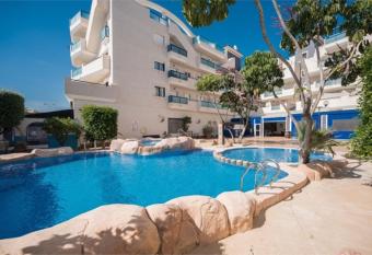 Beautiful location in Cabo Roig Orihuela-Costa with a private roof terrace and two balconies has Balcony rooms