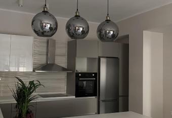 SEA HORIZON SUITES has Balcony rooms