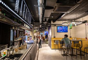 Marathon Hostel allows 18 year olds to book a room