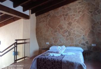 Casa T  rbena has Balcony rooms