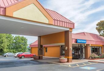 Extended Stay America Suites - Bristol allows 18 year olds to book a room