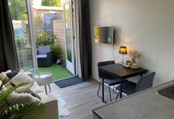 Casa Bianco allows 18 year olds to book a room