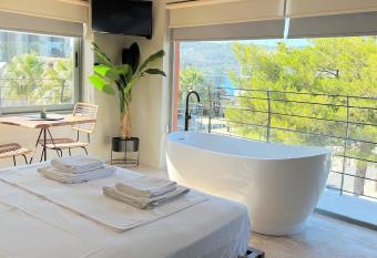 Nidus President has Balcony rooms