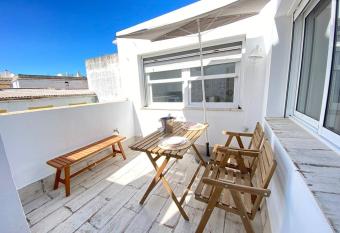 Buhardilla en calle Ancha, pleno centro has Balcony rooms