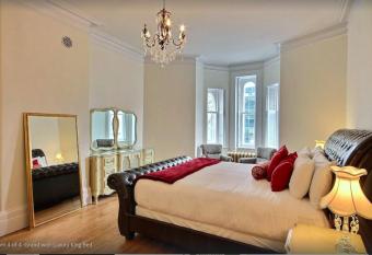 Lord Suites has Balcony rooms