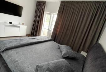 Mircea   s Apartament has Balcony rooms