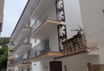 Malva Hostel has Balcony rooms