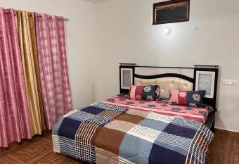OYO Vj Home Stay - Bir allows 18 year olds to book a room