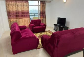 Samieraz City View Homestay has Balcony rooms