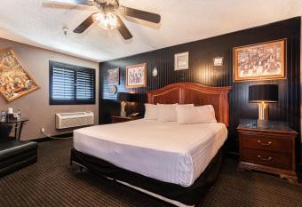 Artisan Hotel Boutique #518 allows 18 year olds to book a room