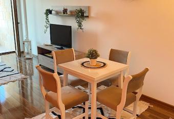 Nirvana Lux Apartman Zlatar has Balcony rooms