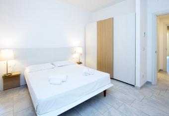 Toscana Charme Apartments has Balcony rooms