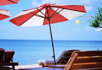 Coral Bay Resort has Balcony rooms