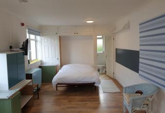 Hendford Yeovil allows 18 year olds to book a room