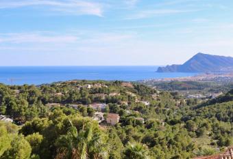 Large chalet with private pool has Balcony rooms