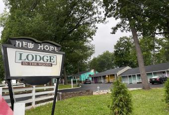 New Hope Lodge has Balcony rooms