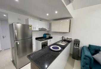 Gouna G Cribs 2 BR shared pool allows 18 year olds to book a room