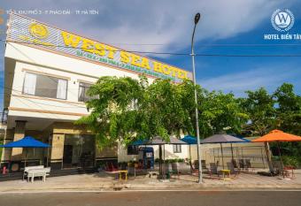 KH  CH S   N BI   N T  Y has Balcony rooms