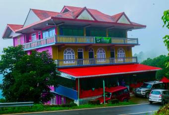 Hotel dara khet has Smoking/Balcony rooms