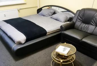 Apartma FRIDA allows 18 year olds to book a room