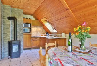 G  te VOINSON - G  te  has Balcony rooms