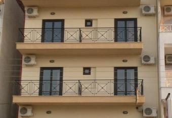 VILLA KROMLIDIS has Balcony rooms