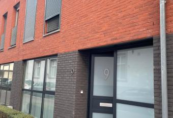 Casa Christel allows 18 year olds to book a room