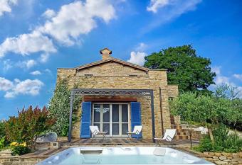 Ca  Gulino - Urbino has Balcony rooms