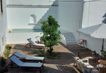 Casa Ancha has Balcony rooms