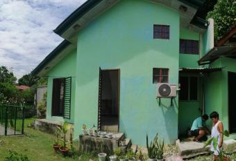 RAPHAELLA S COMFORT ZONE has Balcony rooms