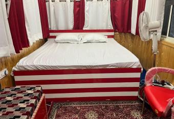 GITESH GLOBAL HOME STAY has Balcony rooms