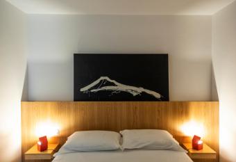 Case di Pirro allows 18 year olds to book a room