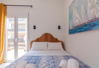 View & Value Studio has Balcony rooms