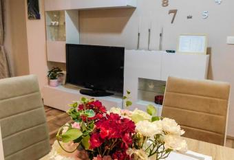 Apartman Lara has Balcony rooms