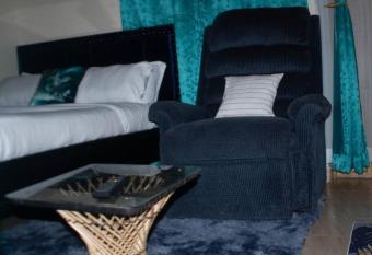 Elegant & comfy studio apartment, Eastern Bypass - RUIRU has Balcony rooms