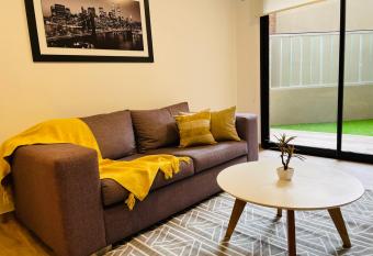 Departamento Boutique III en Nueva Cordoba allows 18 year olds to book a room